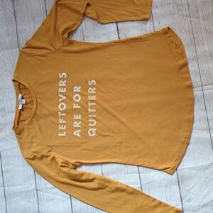 Women's long sleeve size small